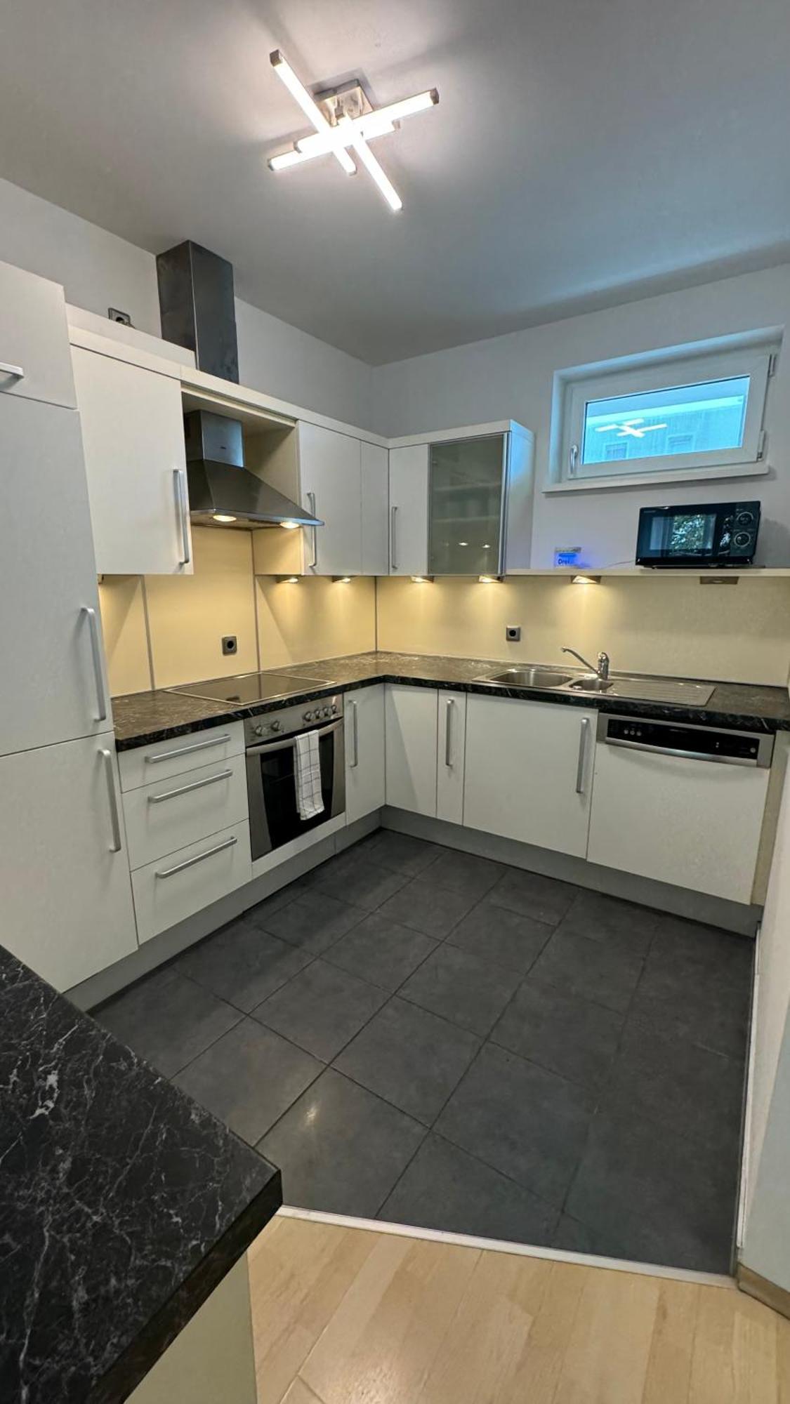 City Apartement Linz Fuer 5 Gaeste Mit Self-Checkin Und Kueche Esterno foto