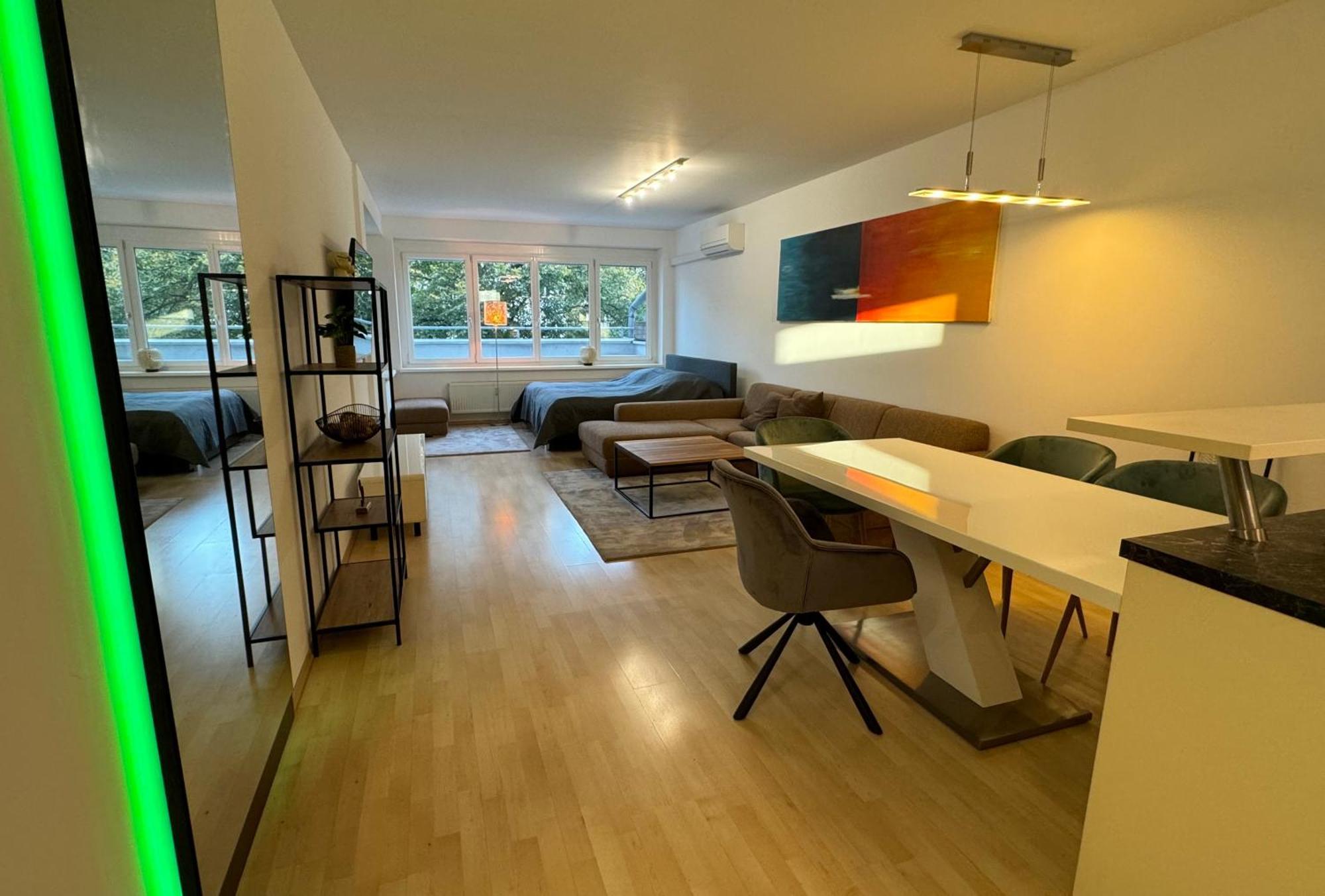 City Apartement Linz Fuer 5 Gaeste Mit Self-Checkin Und Kueche Esterno foto