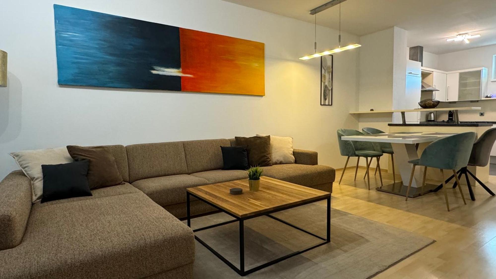 City Apartement Linz Fuer 5 Gaeste Mit Self-Checkin Und Kueche Esterno foto