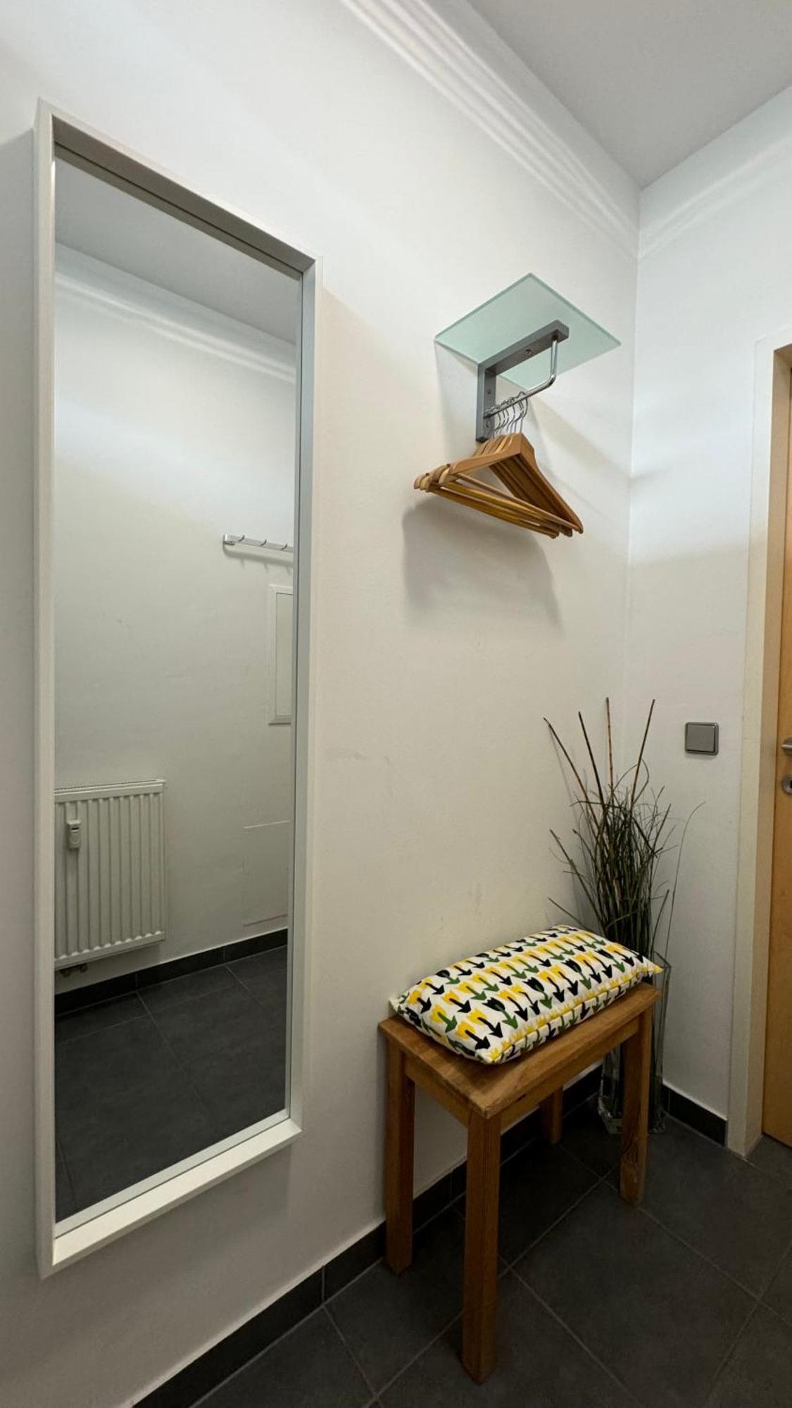 City Apartement Linz Fuer 5 Gaeste Mit Self-Checkin Und Kueche Esterno foto