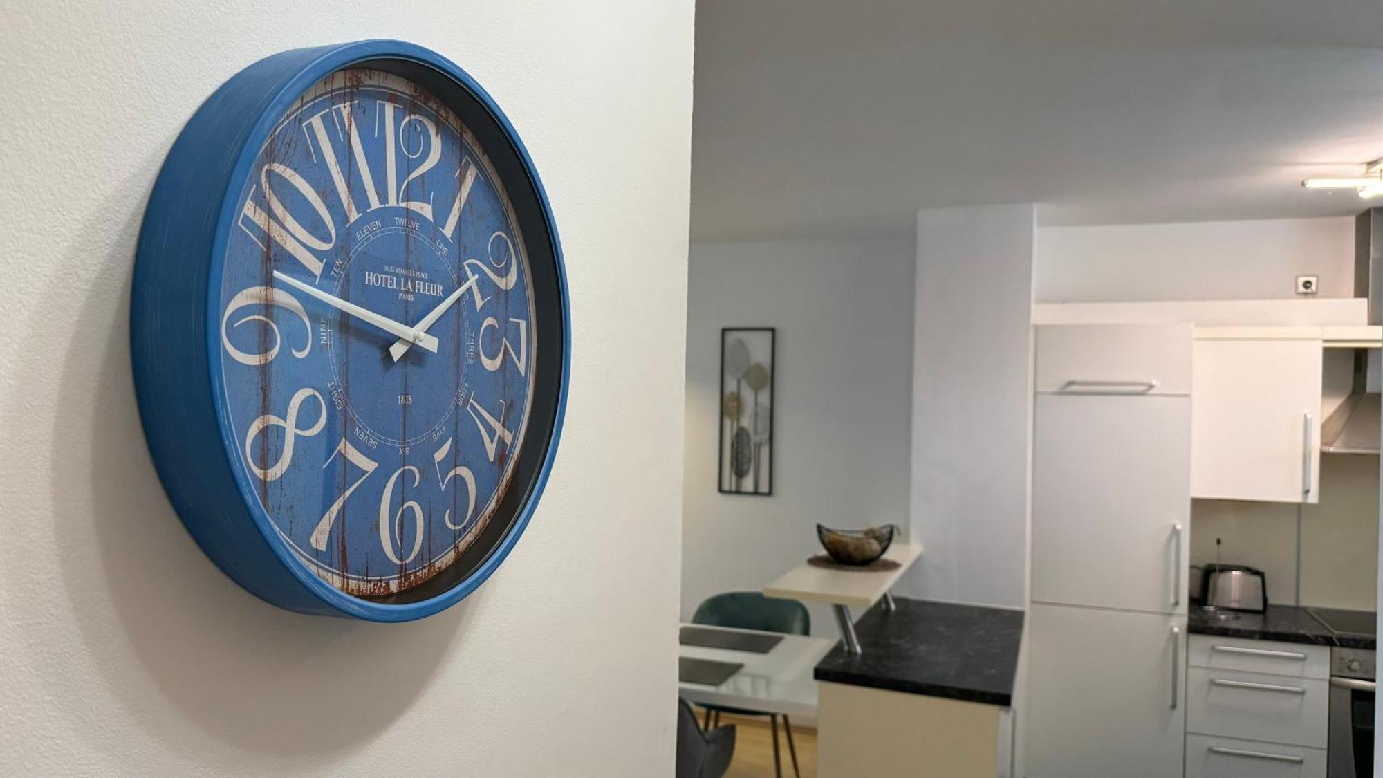 City Apartement Linz Fuer 5 Gaeste Mit Self-Checkin Und Kueche Esterno foto